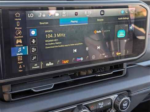 Used 2024 Jeep Wrangler Unlimited Rubicon image 18