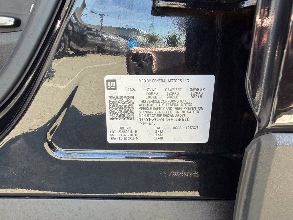 Used 2025 Cadillac XT4 Premium Luxury FWD image 37