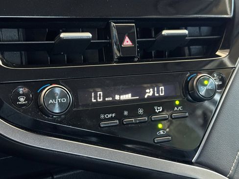 Used 2024 Toyota Camry SE FWD image 19