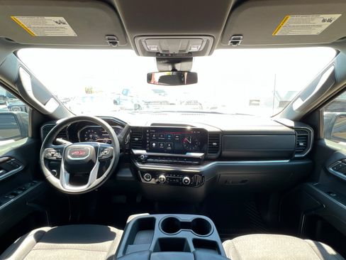 Used 2024 GMC Sierra 1500 Elevation RWD image 10