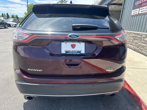 Used 2018 Ford Edge SEL w/ Equipment Group 201A AWD/4WD image 4