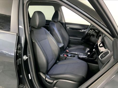Certified 2025 Kia Seltos S FWD image 7