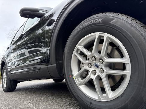 Used 2026 Ford Explorer Active image 10