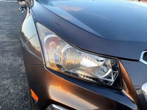 Used 2015 Chevrolet Cruze LT image 29