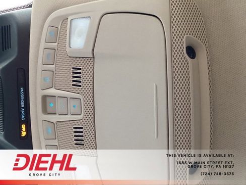 Used 2022 Ford Expedition Limited image 27