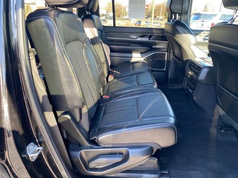 Used 2022 Jeep Wagoneer Series II image 24