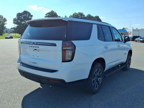 Used 2021 Chevrolet Tahoe Z71 w/ Z71 Off-Road Package AWD/4WD image 5
