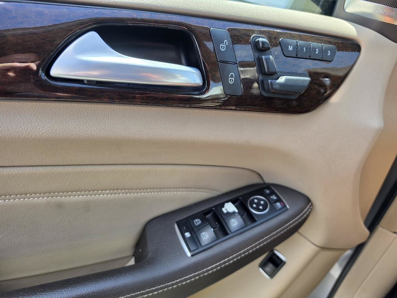 Used 2015 Mercedes-Benz ML 350 2WD image 17