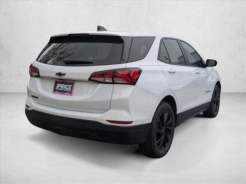 Used 2023 Chevrolet Equinox LS w/ LS Convenience Package image 5