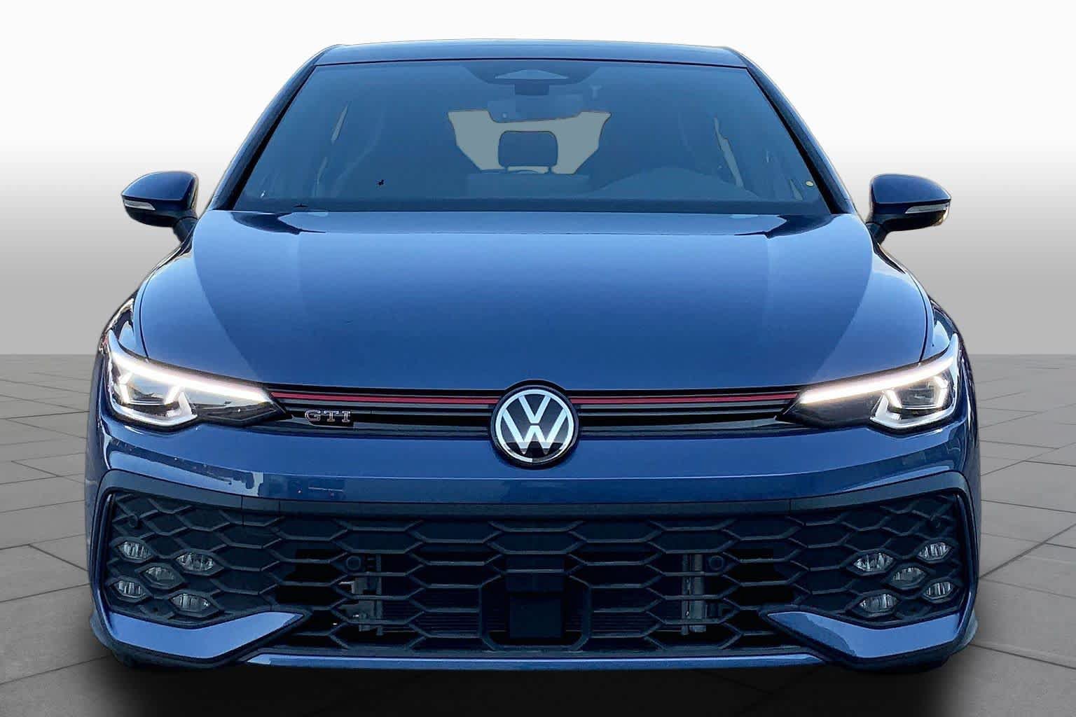 New 2026 Volkswagen GTI SE FWD image 3