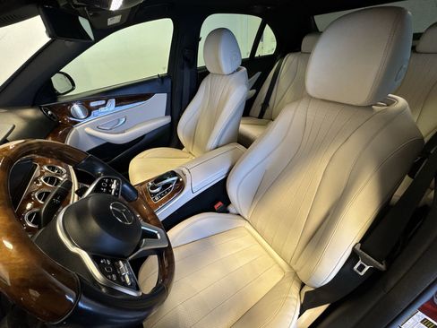 Used 2019 Mercedes-Benz E 450 4MATIC Sedan w/ Driver Assistance Package image 10