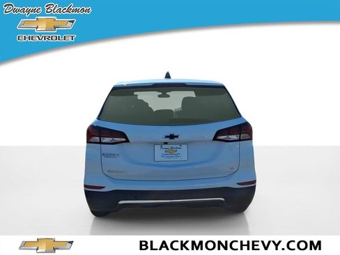 Used 2024 Chevrolet Equinox LT w/ LPO, Floor Liner Package FWD image 4