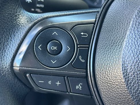 Used 2024 Toyota Corolla LE FWD image 34