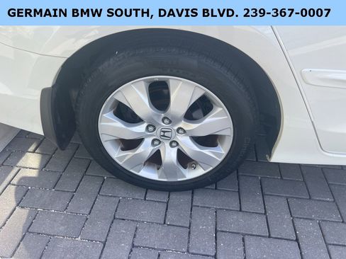 Used 2009 Honda Accord EX-L image 17