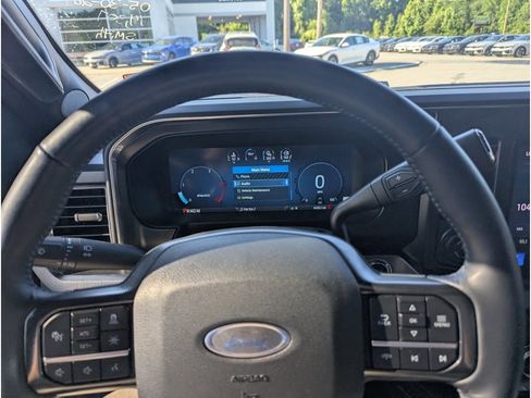 Used 2025 Ford F250 Platinum w/ FX4 Off-Road Package AWD/4WD image 10