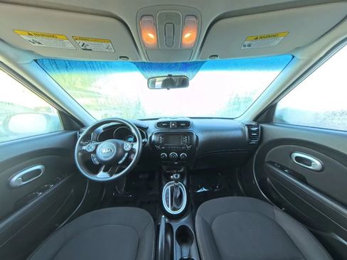 Used 2018 Kia Soul image 24