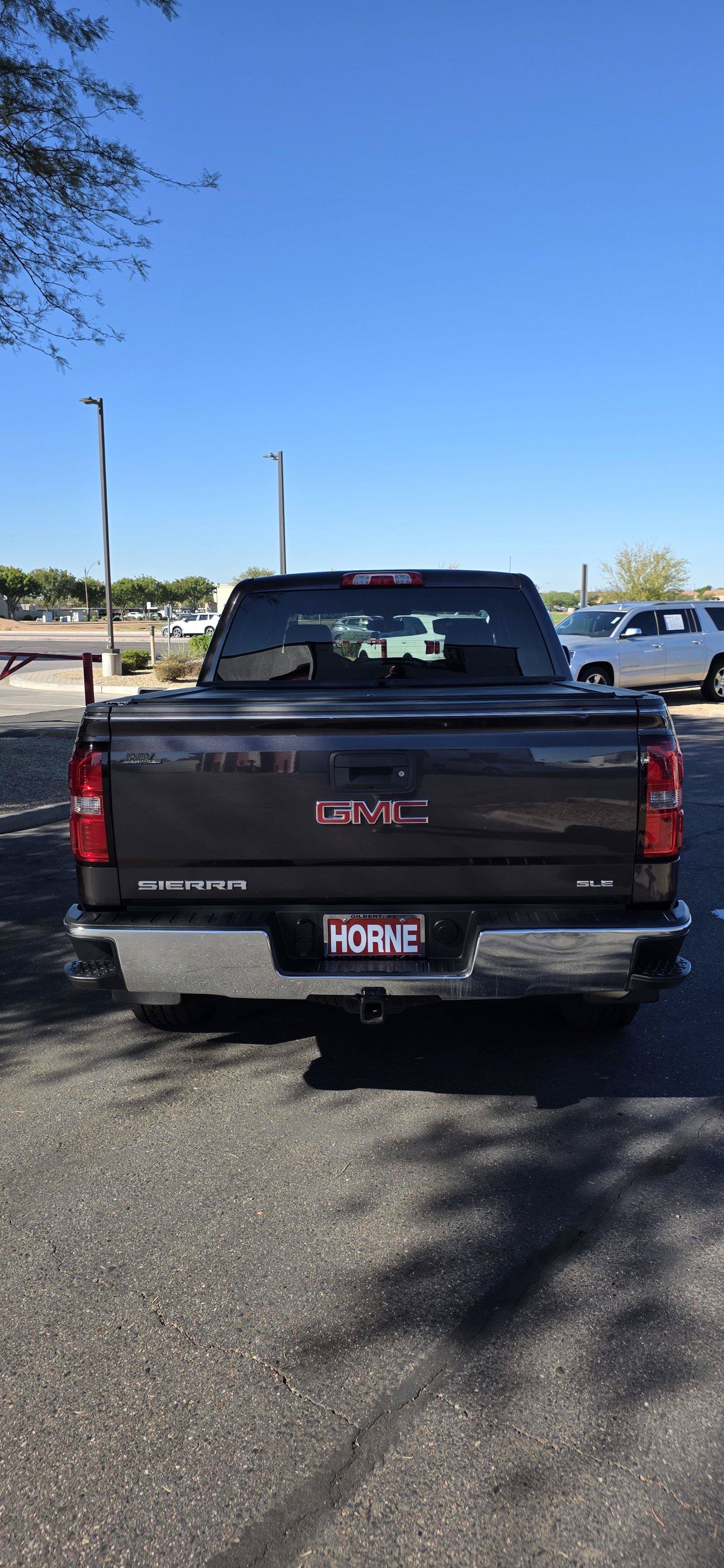 Used 2015 GMC Sierra 1500 SLE w/ SLE Value Package AWD/4WD image 6