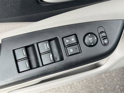 Used 2013 Honda CR-V EX image 24