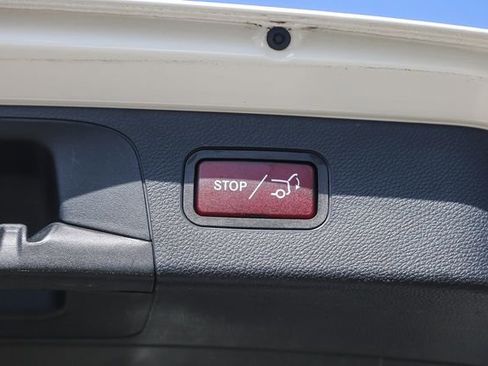 Used 2019 Mercedes-Benz GLC 300 image 28