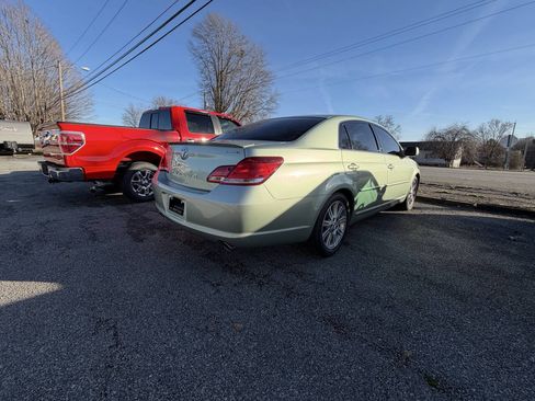 Used 2007 Toyota Avalon Limited FWD image 15