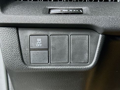 Used 2025 Honda CR-V EX image 17