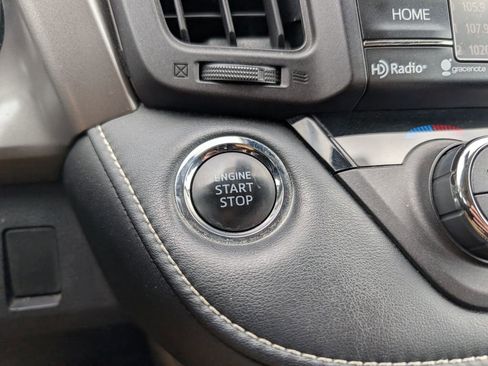 Used 2018 Toyota RAV4 XLE image 20