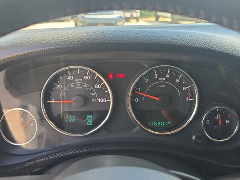 Used 2014 Jeep Wrangler Sport AWD/4WD image 15