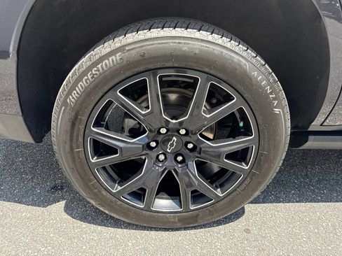 Used 2023 Chevrolet Tahoe High Country AWD/4WD image 9