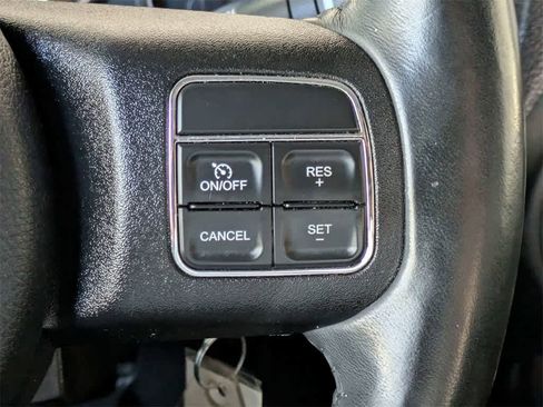 Used 2016 Jeep Wrangler Unlimited Sahara w/ Connectivity Group image 31
