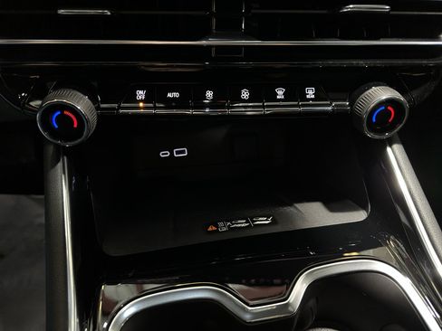 New 2026 Chevrolet Traverse LT w/ Enhanced Driving Package image 22