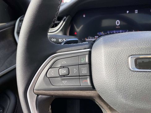 New 2026 Jeep Grand Cherokee Altitude image 15