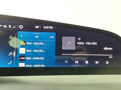 Used 2024 Lucid Air Touring image 45