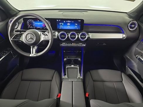 New 2026 Mercedes-Benz GLB 250 4MATIC image 28