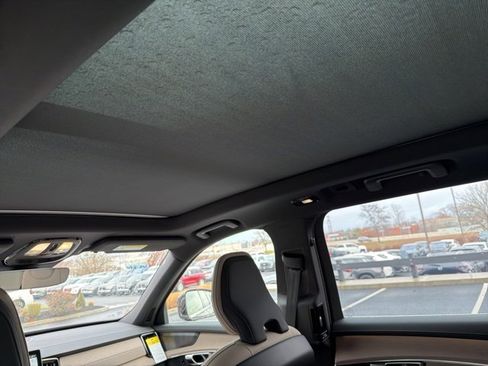 New 2026 Volvo XC90 B6 Plus image 9