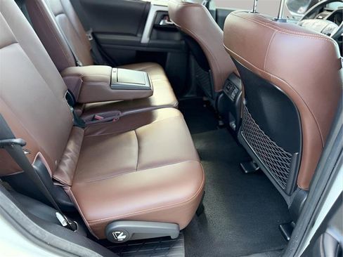Used 2021 Toyota 4Runner Limited AWD/4WD image 29