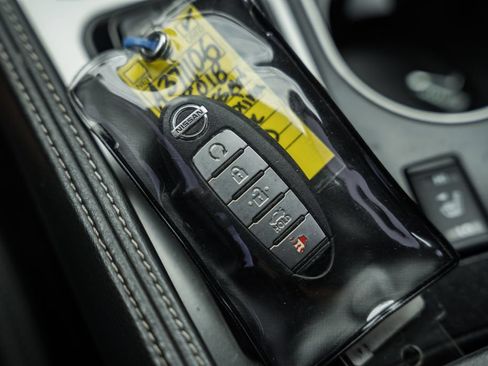 Used 2018 Nissan Maxima 3.5 SL w/ Interior Lighting Package FWD image 42