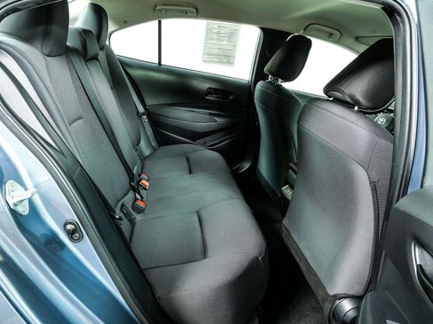Used 2023 Toyota Corolla LE FWD image 18
