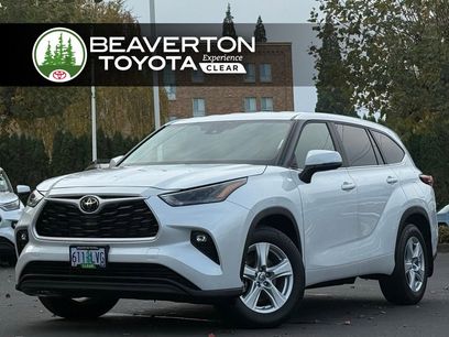 Certified 2023 Toyota Highlander LE