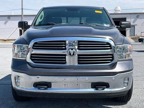 Used 2017 RAM 1500 SLT AWD/4WD image 4