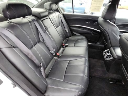 Used 2018 Acura RLX w/ Technology Package image 22