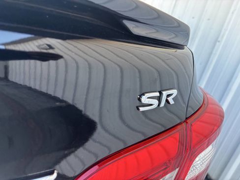 Used 2019 Nissan Sentra SR image 8