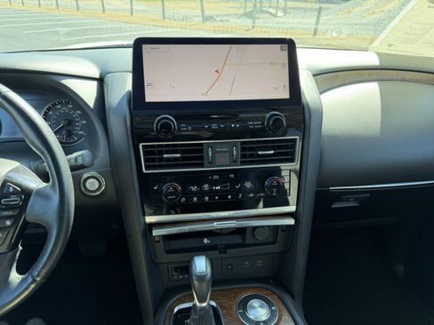 Used 2023 Nissan Armada SL image 25