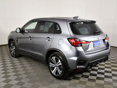 Used 2025 Mitsubishi Outlander Sport ES image 8