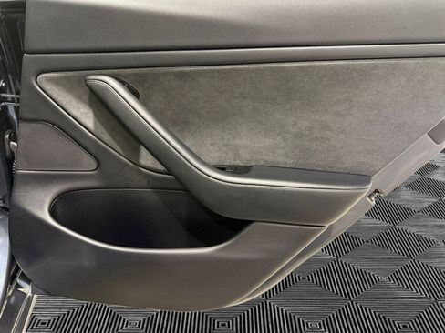 Used 2020 Tesla Model 3 Long Range AWD/4WD image 16