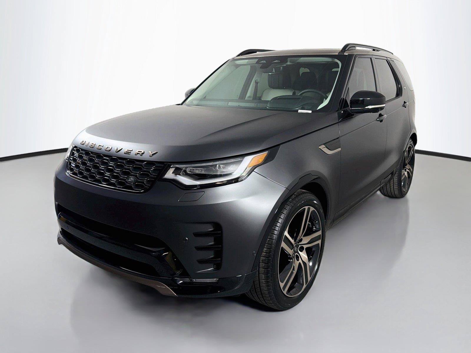 New 2026 Land Rover Discovery Limited Edition AWD/4WD image 1