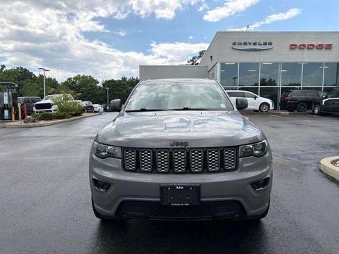 Used 2022 Jeep Grand Cherokee Laredo X AWD/4WD image 15