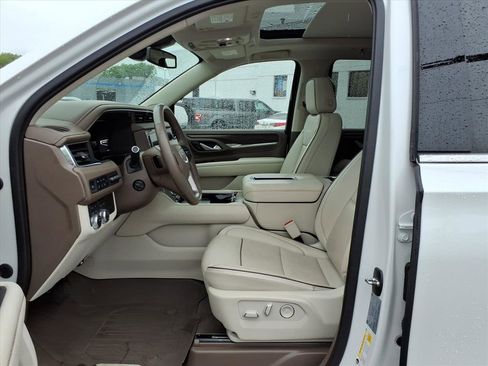 Used 2022 GMC Yukon Denali AWD/4WD image 10