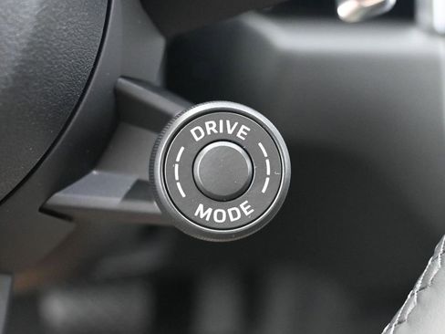 New 2026 Porsche Macan S image 19