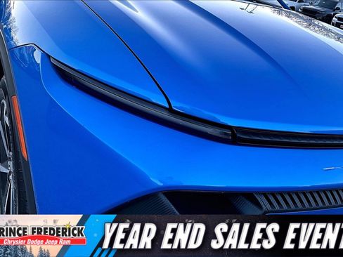 Used 2025 Chevrolet Equinox EV LT image 23