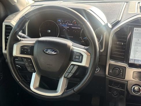 Used 2022 Ford F250 Lariat w/ Lariat Ultimate Package AWD/4WD image 13